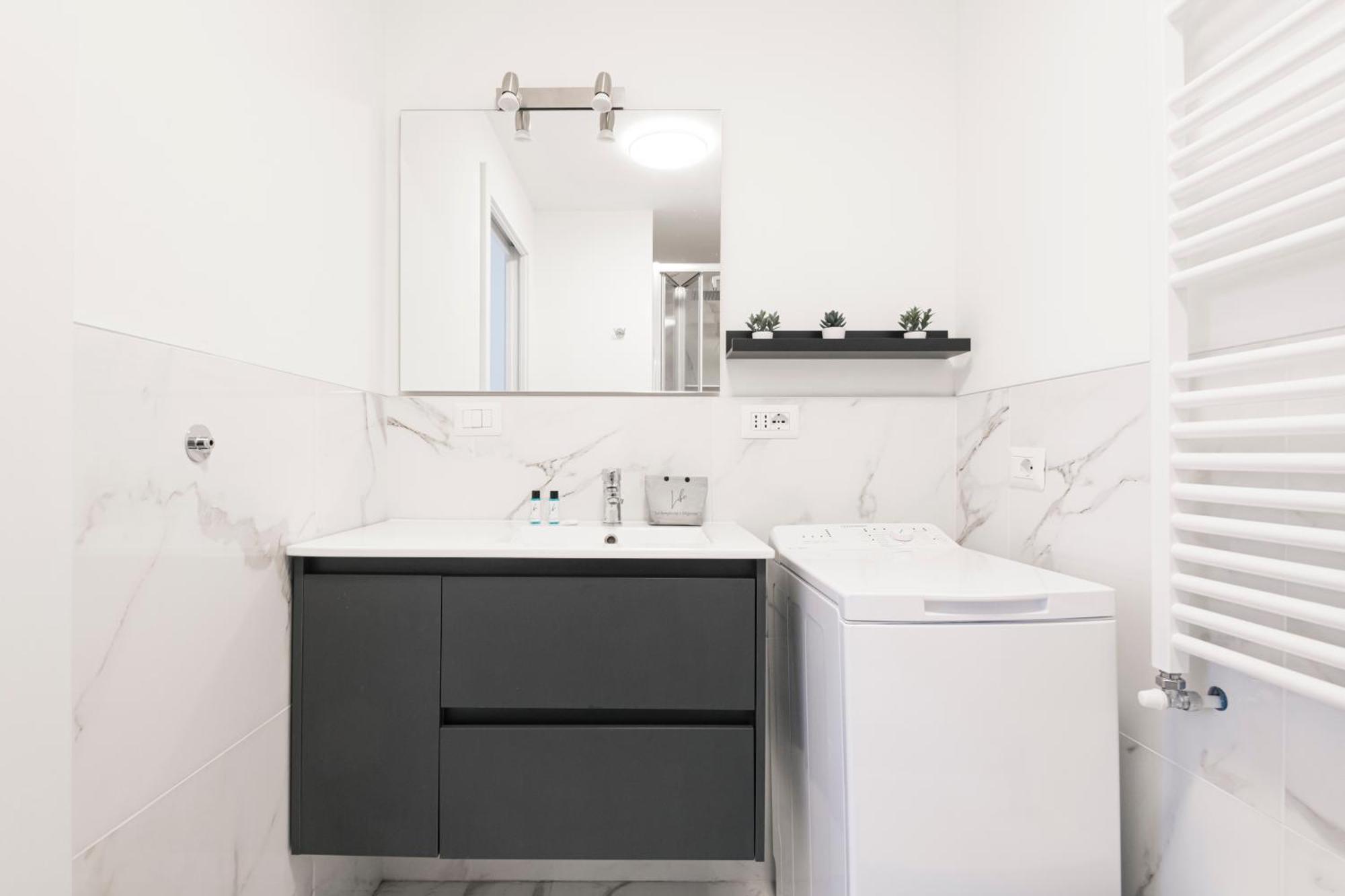 Easylife - Appartamento Elegante Moderno E Accogliente - La Tua Oasi In Citta มิลาน ภายนอก รูปภาพ